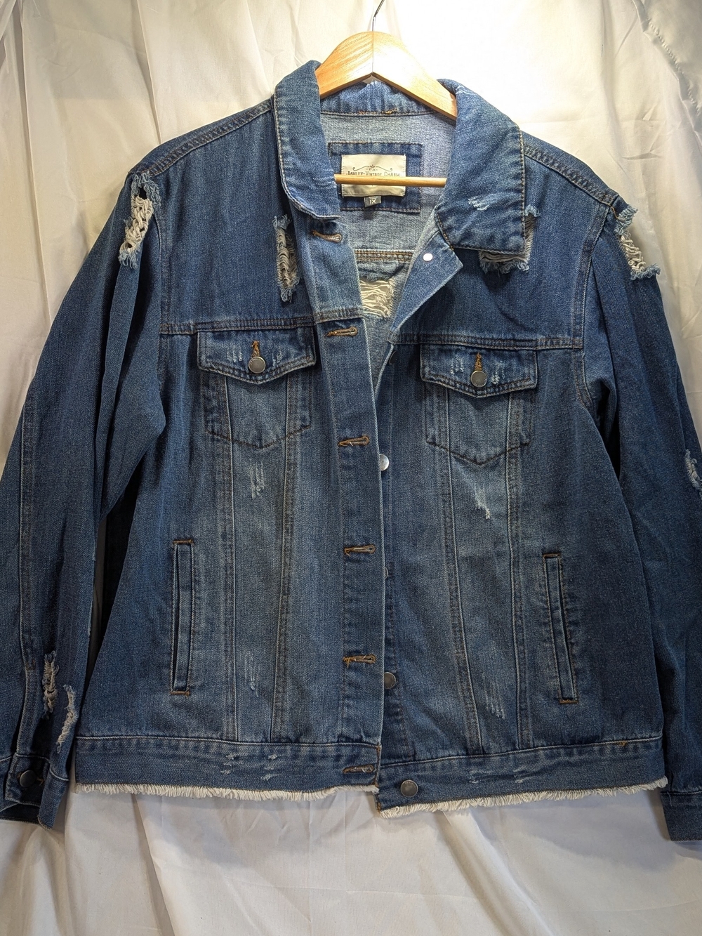 Ashley Vintage Charm Women's Distressed Blue Jean Denim Jacket Size 1X